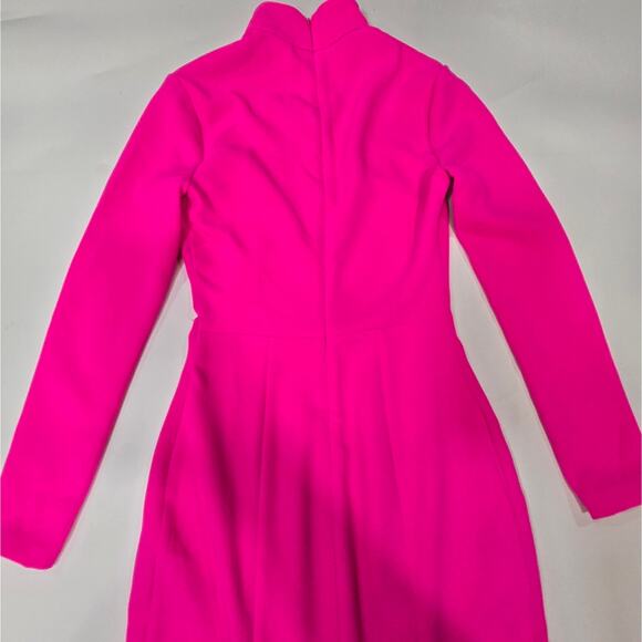 SOLACE London Vivienne Maxi Dress in Hot Pink - Picture 9 of 12